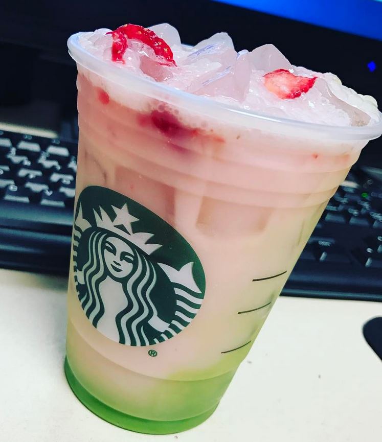 Starbucks Matcha Pink Drink Starbucks Secret Menu 8234