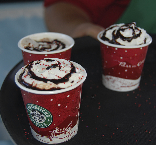 starbucks-holiday-drinks-peppermint-mocha1