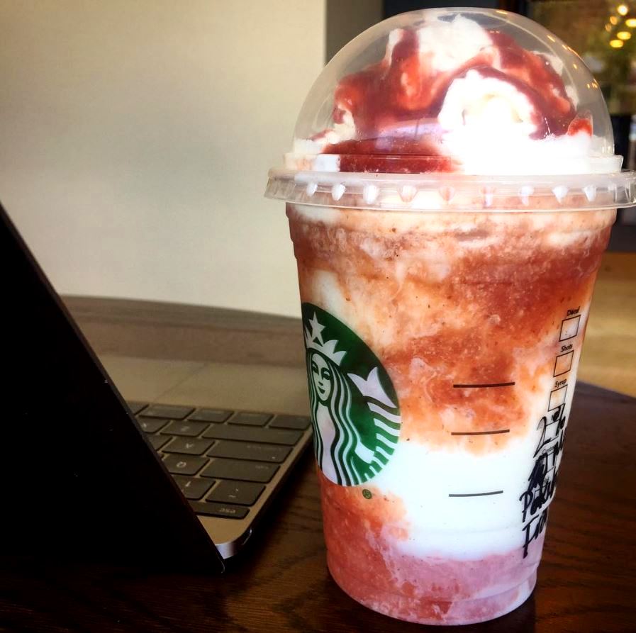 starbucks pokeball frappuccino